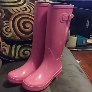Women's tall rain boots